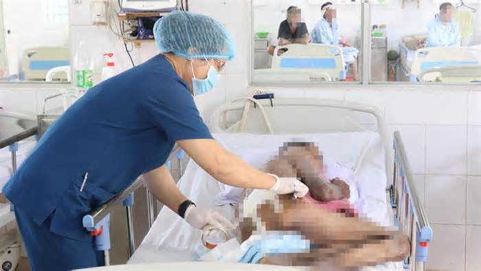 Bệnh viện Nhân Ái: Ấm áp nơi bờ vực sự sống và cái chết