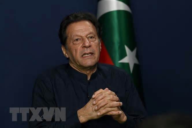 Pakistan tạm dừng thi hành án tù với cựu Thủ tướng Imran Khan