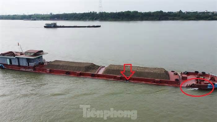 Cục CSGT xác minh tàu chở cát có ngọn lọt ‘chốt’ đường sông