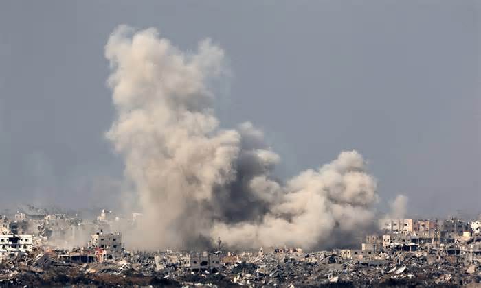 Israel khẳng định chỉ dùng bom dẫn đường oanh tạc Dải Gaza
