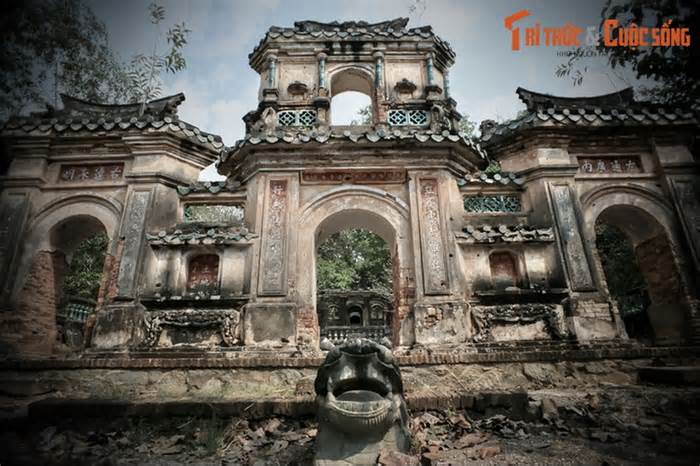Khám phá bất ngờ mộ cổ đại gia giàu nhất Thủ Dầu Một thời xưa