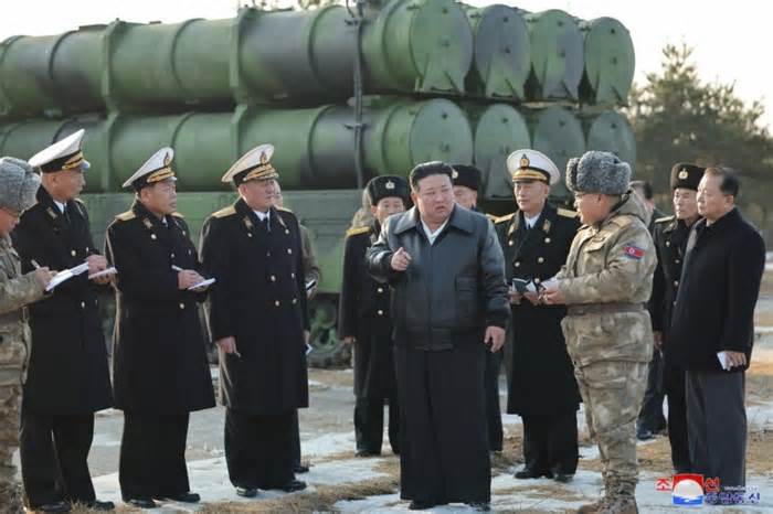 Tin thế giới 15/2: Nga sẵn sàng cho xung đột kéo dài với Ukraine, Triều Tiên kêu gọi dùng vũ lực với tàu Hàn Quốc, Mỹ tung gói trừng phạt mới với Iran