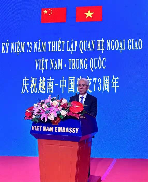 Trang trọng lễ kỷ niệm 73 năm thiết lập quan hệ ngoại giao Việt Nam-Trung Quốc tại Bắc Kinh