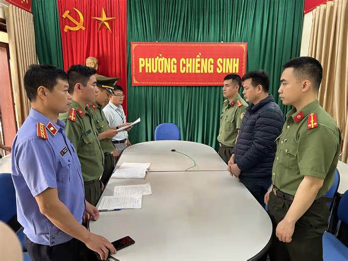 Khởi tố đối tượng tổ chức cho 7 người Trung Quốc ở lại Việt Nam trái phép