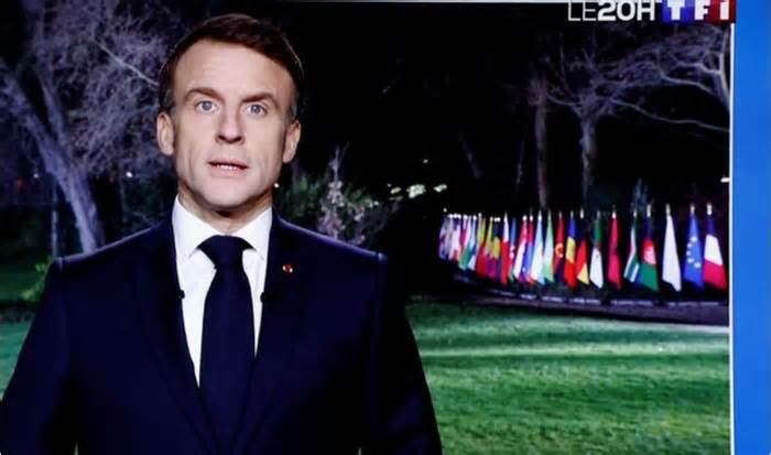 Tổng thống Emmanuel Macron kỳ vọng năm 2024 sẽ là một năm 'tự hào đối với người dân Pháp'