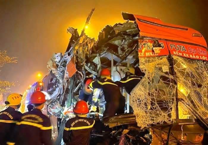 Danh tính 16 nạn nhân trong vụ tai nạn sáng 21/2 ở Quảng Nam
