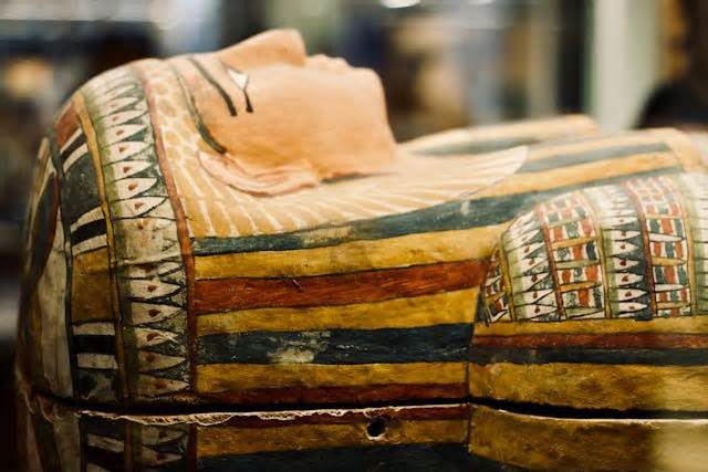 Người Ai Cập đã phẫu thuật trị ung thư từ hơn 4.000 năm trước
