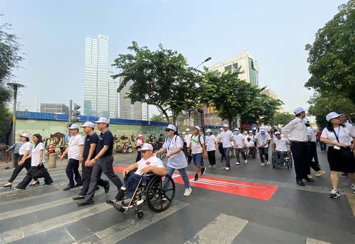 TP Hồ Chí Minh: Hơn 1.000 người tham gia phát động phong trào thể thao