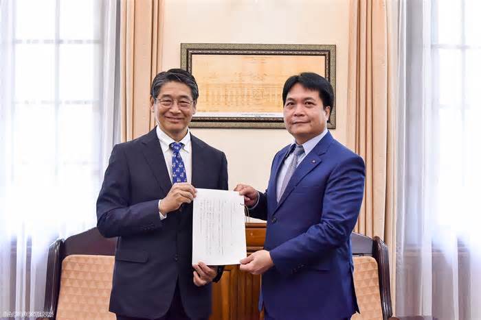 Bộ Ngoại giao tiếp nhận bản sao Thư ủy nhiệm của Nhà vua Nhật Bản bổ nhiệm Đại sứ tại Việt Nam