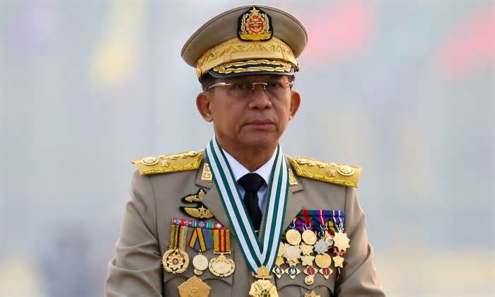 Quân đội Myanmar kêu gọi phiến quân đối thoại