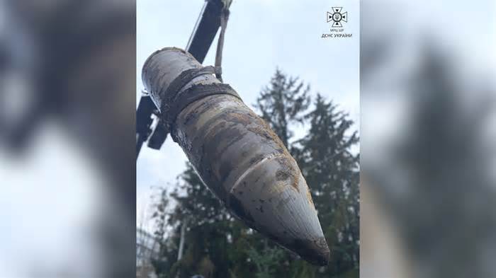 Ukraine thu được đầu đạn tên lửa Kinzhal còn nguyên vẹn
