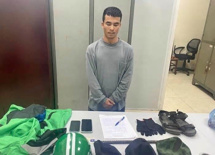 Hà Nội: Vừa ra tù lại rủ bạn đột nhập UBND phường trộm tài sản