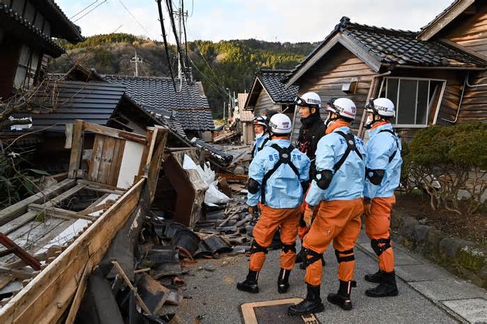 Số người chết vì động đất Nhật Bản tăng lên 62