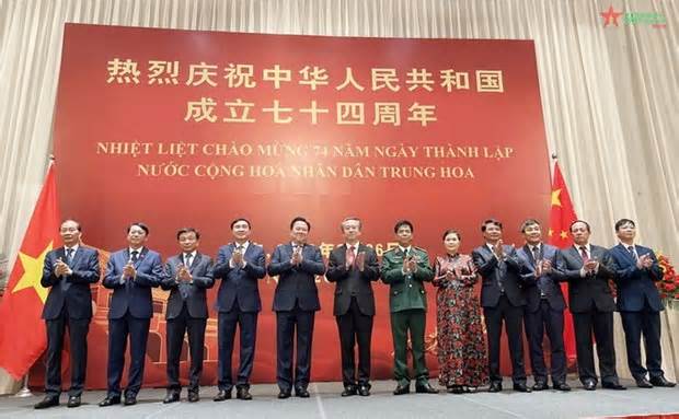 Đưa quan hệ Việt - Trung vào giai đoạn tin cậy chính trị cao hơn
