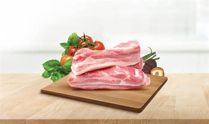 Giá heo hơi hôm nay 6/1: Giá heo hơi không thay đổi, dự báo sản lượng thịt heo của Trung Quốc năm 2024
