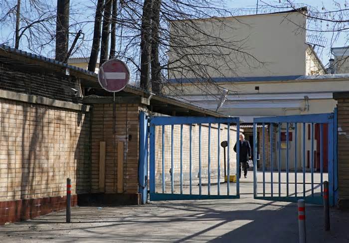 Đại sứ Mỹ ở Nga thăm phóng viên bị cáo buộc gián điệp trong tù: 'Trả tự do ngay lập tức cho Evan'