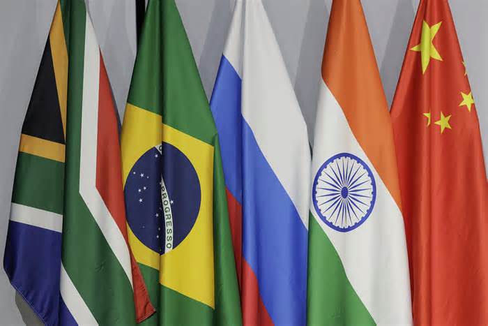 Nam Phi nói 5 nước xác nhận gia nhập BRICS