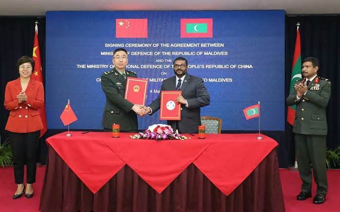 Trung Quốc ký thỏa thuận quân sự với Maldives