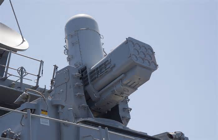 Mỹ muốn lắp tên lửa tầm ngắn cho loạt chiến hạm để chống UAV