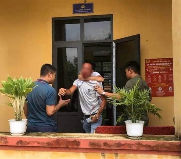 Đình chỉ công tác thượng úy công an bị tố đánh người tại trụ sở ở Hưng Yên