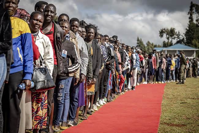 Gia đình, người dân Kenya tiễn biệt Kiptum