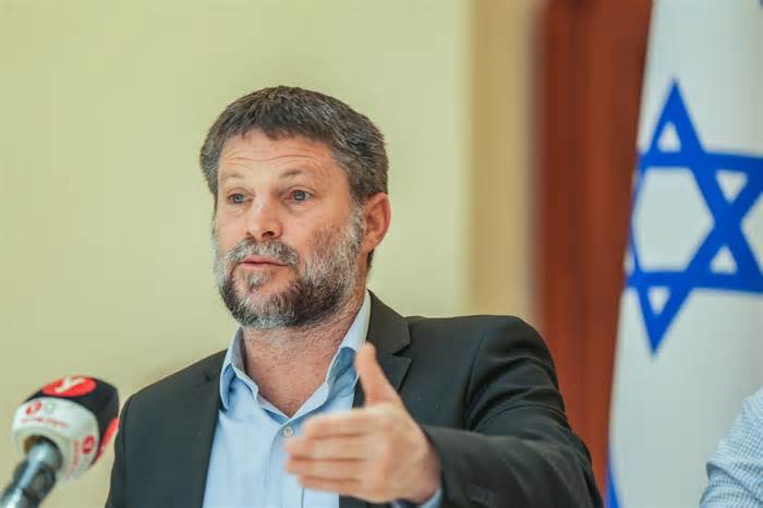 Bộ trưởng Israel nêu ý tưởng đưa quân vào nam Lebanon