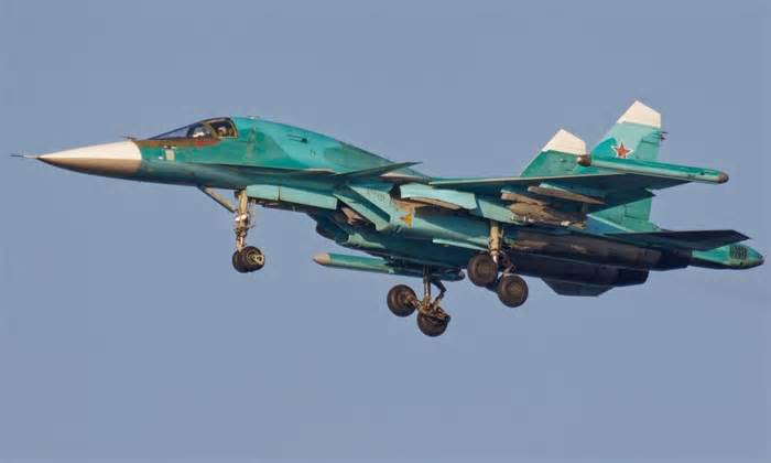 Su-34 Nga lần đầu thả đồng loạt 4 bom dẫn đường tại Ukraine