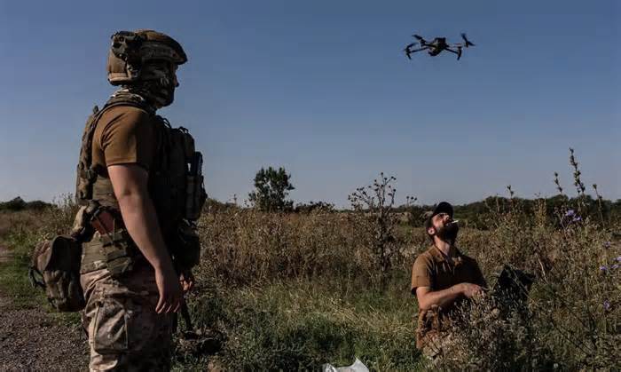 UAV - mối đe dọa hàng đầu với xe tăng