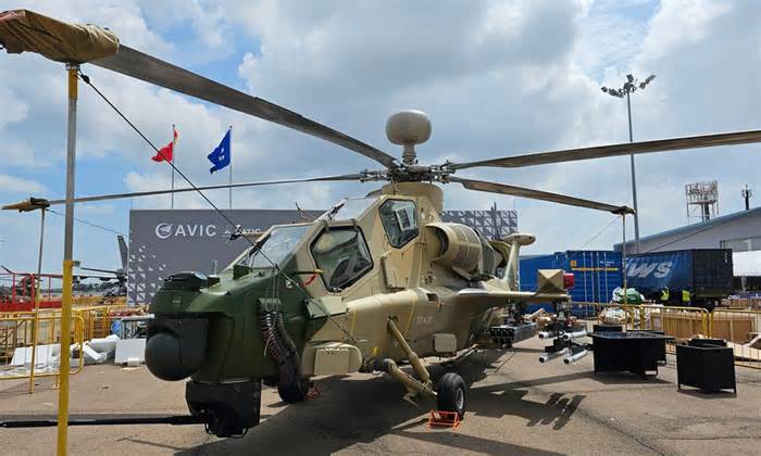 Trung Quốc lần đầu khoe trực thăng 'bản sao Apache'