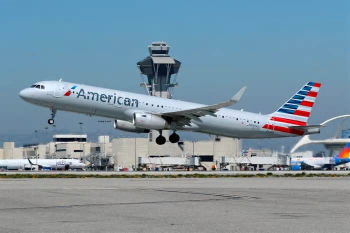 Hãng hàng không Mỹ bị kiện vì mời nhóm khách da màu khỏi máy bay