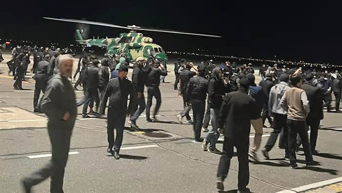 Nga bắt 60 người biểu tình chống Israel ở sân bay Dagestan