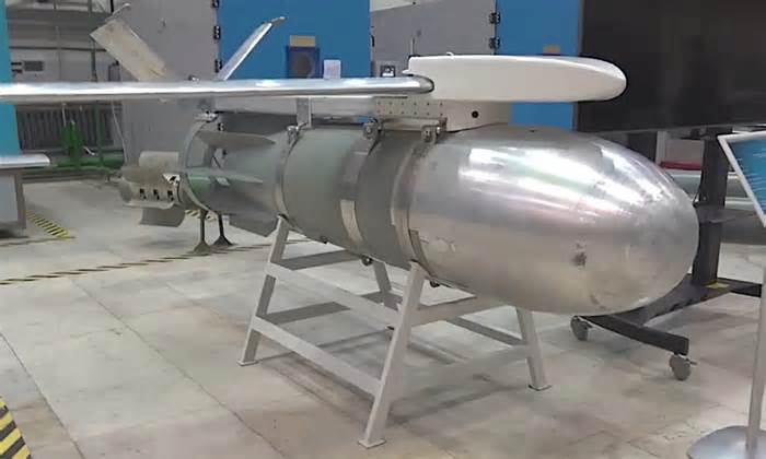 Mẫu bom 1,5 tấn Nga dùng để bào mòn phòng tuyến Ukraine