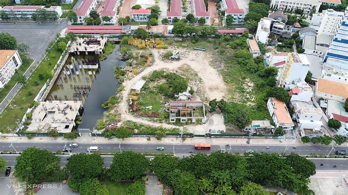 Nhiều tài sản của 2 cựu chủ tịch Khánh Hòa bị kê biên để khắc phục thiệt hại