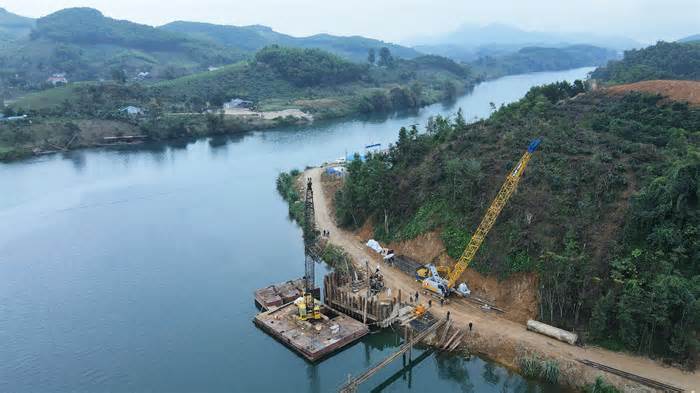 Đầu tư cao tốc Tuyên Quang - Hà Giang để giảm tải quốc lộ 2