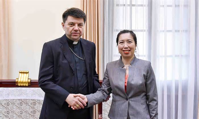Việt Nam sẽ hỗ trợ đại diện thường trú Vatican hoàn thành nhiệm vụ