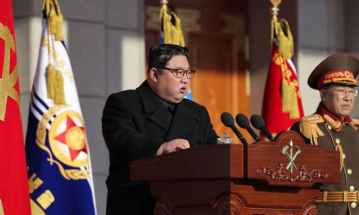 Ông Kim Jong-un cảnh báo kịch bản xóa sổ Hàn Quốc