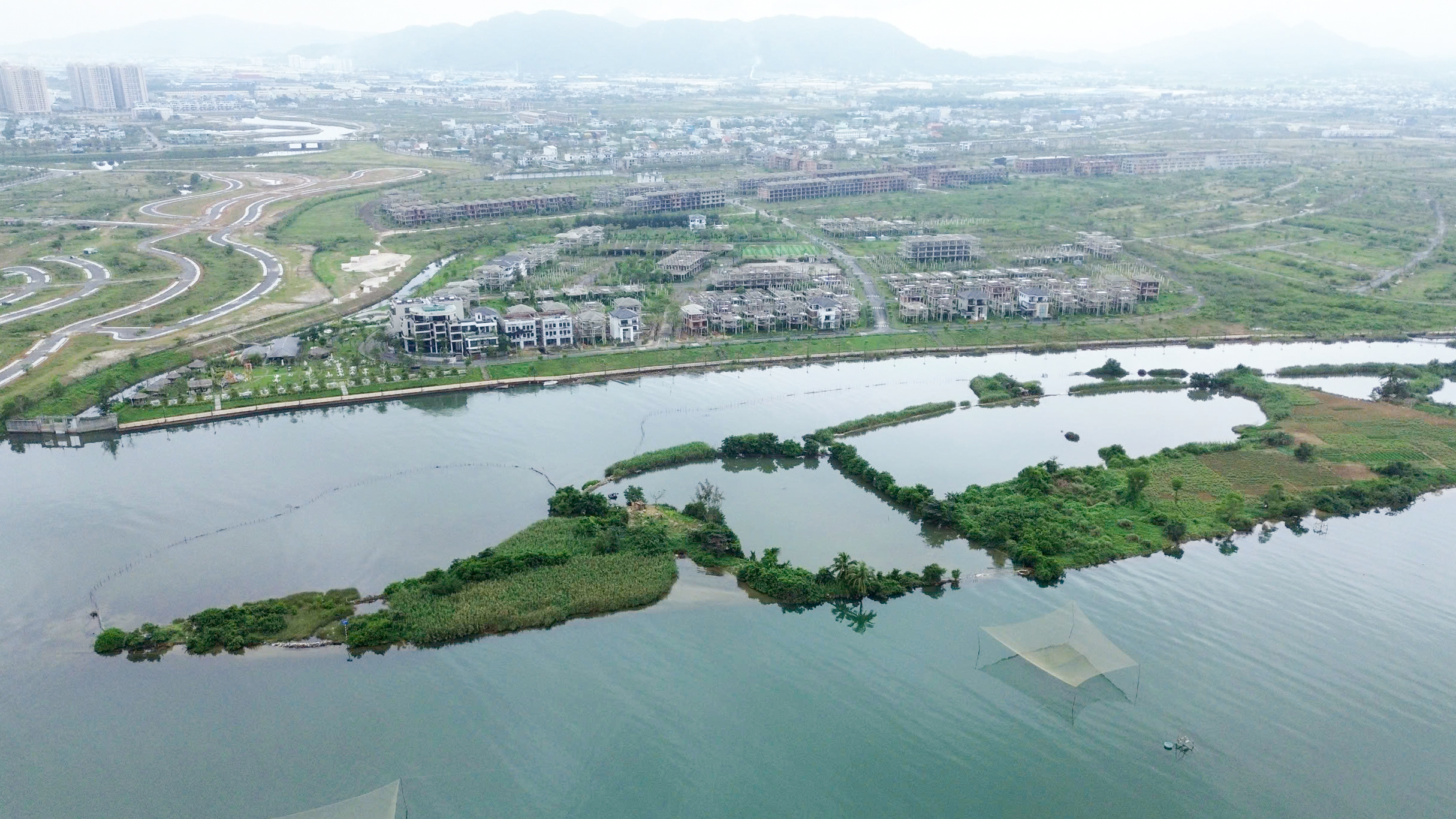 Cảnh hoang tàn của 'siêu' đô thị sinh thái 381ha 'view triệu đô' ở Đà Nẵng