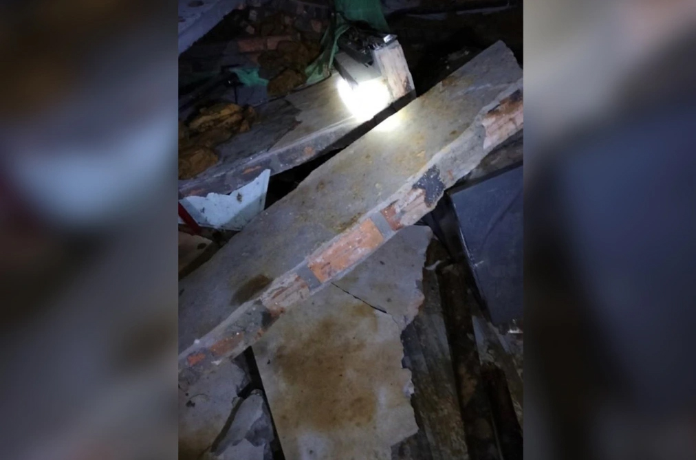 Sạt lở đất gây đổ nhà, bé 6 tuổi tử vong