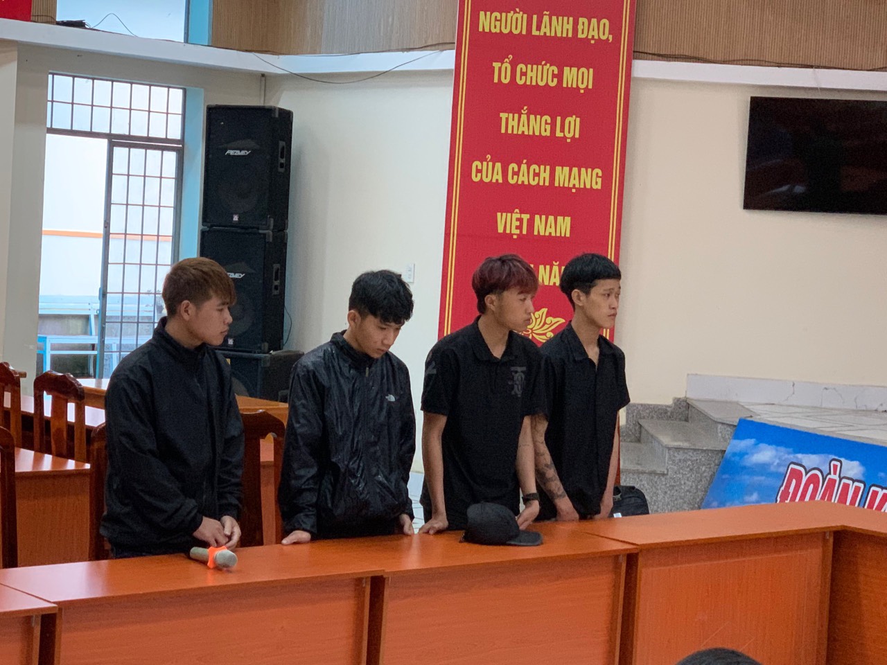 Khởi tố 8 đối tượng tham gia đánh ghen, gây náo loạn đường phố ở Lâm Đồng