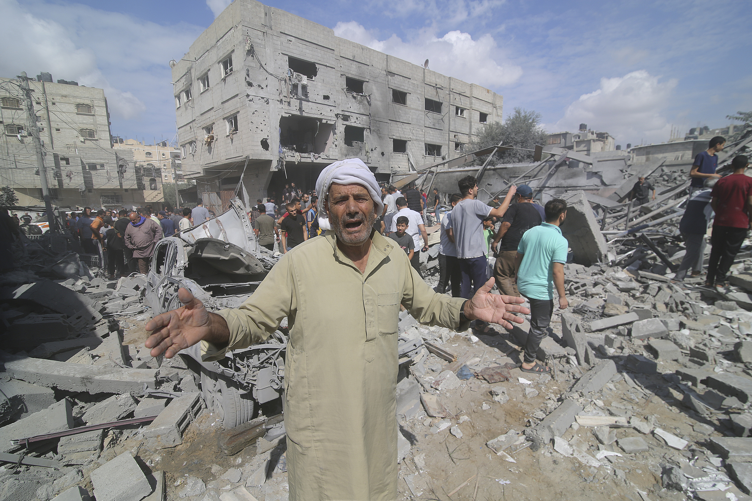 Tử thần rình rập dân thường sơ tán ở Gaza