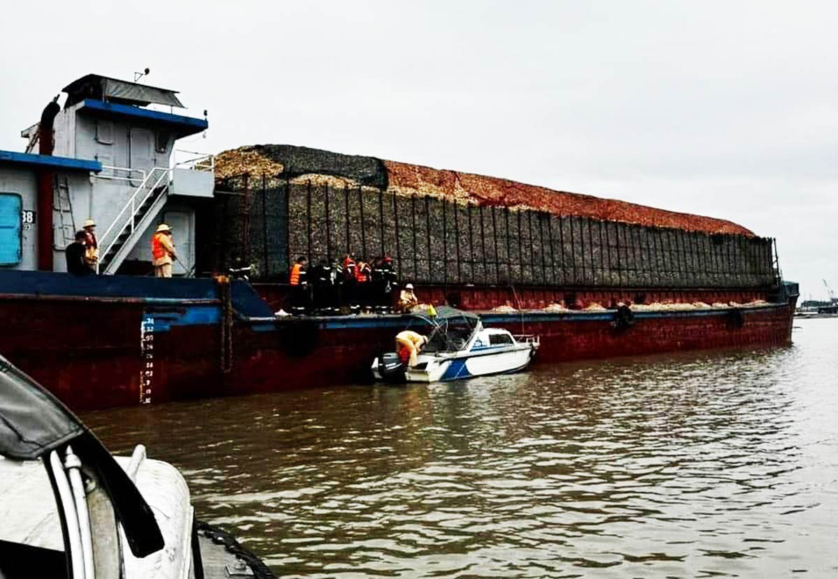 3 người trong một gia đình tử vong trên tàu tại Quảng Ninh