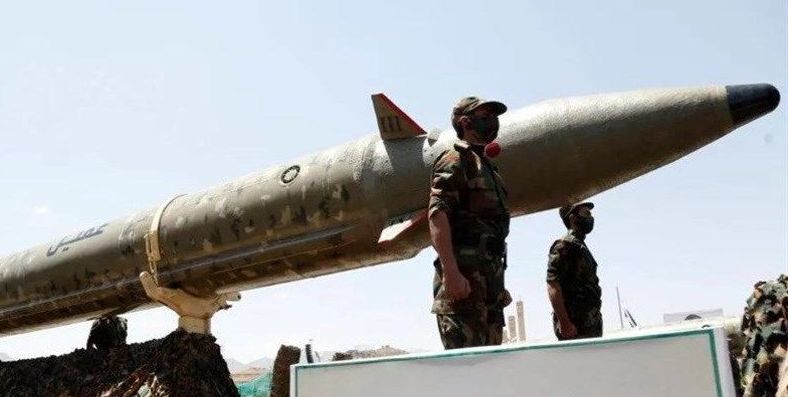 Lực lượng Houthi tuyên bố thử nghiệm thành công tên lửa siêu thanh