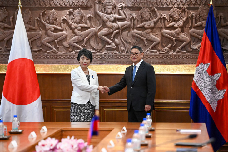 Nhật Bản, Campuchia giúp Ukraine rà phá bom mìn