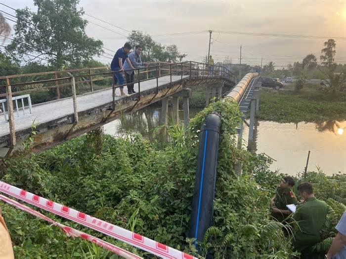 Phát hiện 2 thi thể có vết thương tại kênh nước ở Tiền Giang