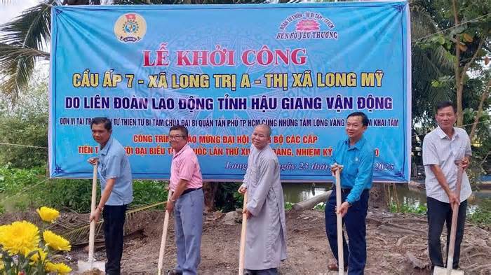 Khởi công cầu giao thông nông thôn ở Hậu Giang