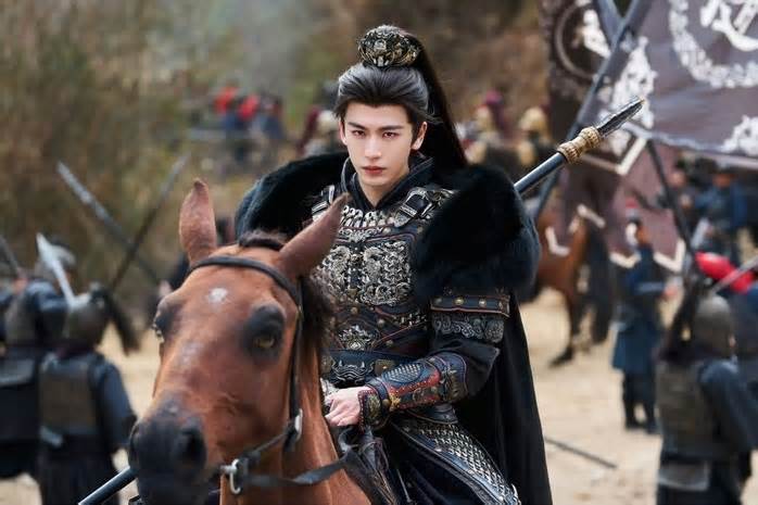 Trương Lăng Hách gây tranh cãi, Cục Phát thanh Truyền hình Trung Quốc họp khẩn