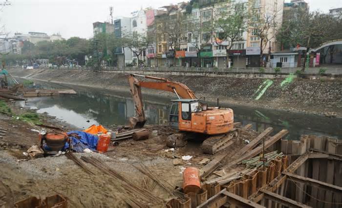 Nhiều lần hồi sinh, sông Tô Lịch vẫn ô nhiễm nghiêm trọng