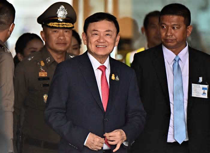 Ông Thaksin ở tù chỉ 1 đêm, nhà tù đã nêu quy trình ân xá