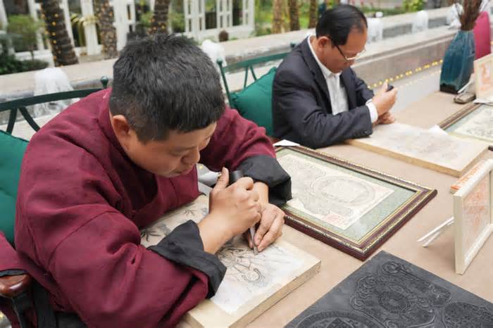 Cuộc hội ngộ đặc biệt của hai miền di sản tại Không gian Tết Metropole