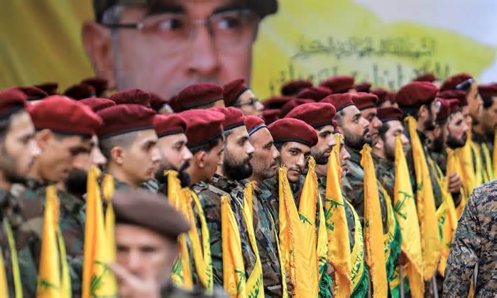 Cách Hezbollah chống đỡ sức ép hỏa lực của Israel